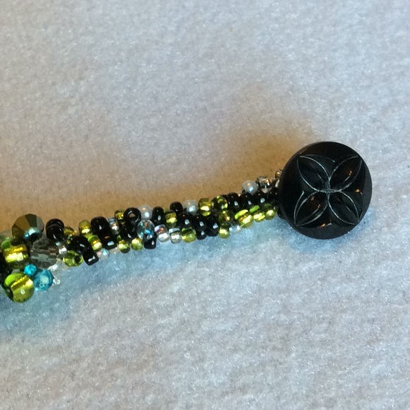 FINAL SALE PRICE Unique CL Designs Embellished Bracelet in Grn/Blk - Picture 4 of 4